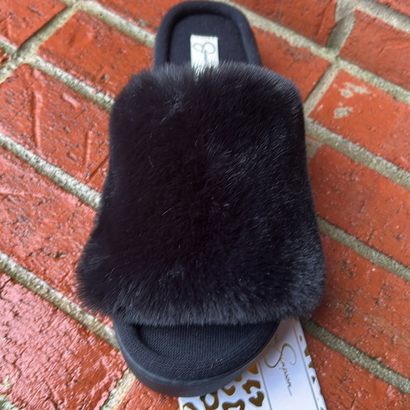 Jessica Simpson Black Plush Faux Fur Open Toe Platform Slip-On Ladies Slippers - Picture 2 of 9